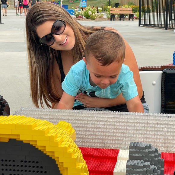 Meet your Posher, Daniella - Picture 7 of 10